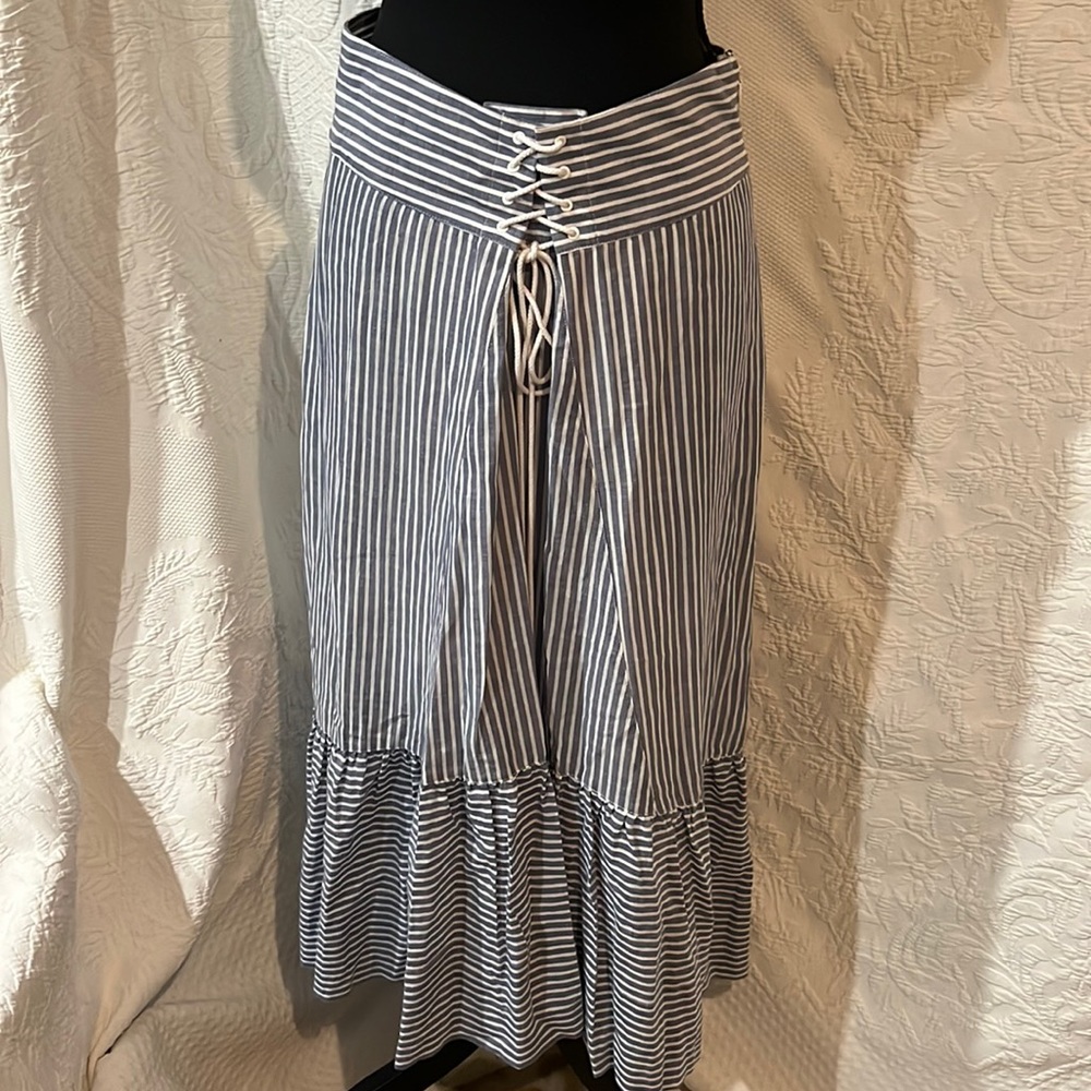 T Tahari high low ruffle striped skirt